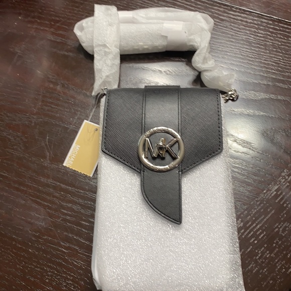 NWT… Michael Kors Black Phone / Wallet/ Mini Crossbody. - Picture 7 of 7